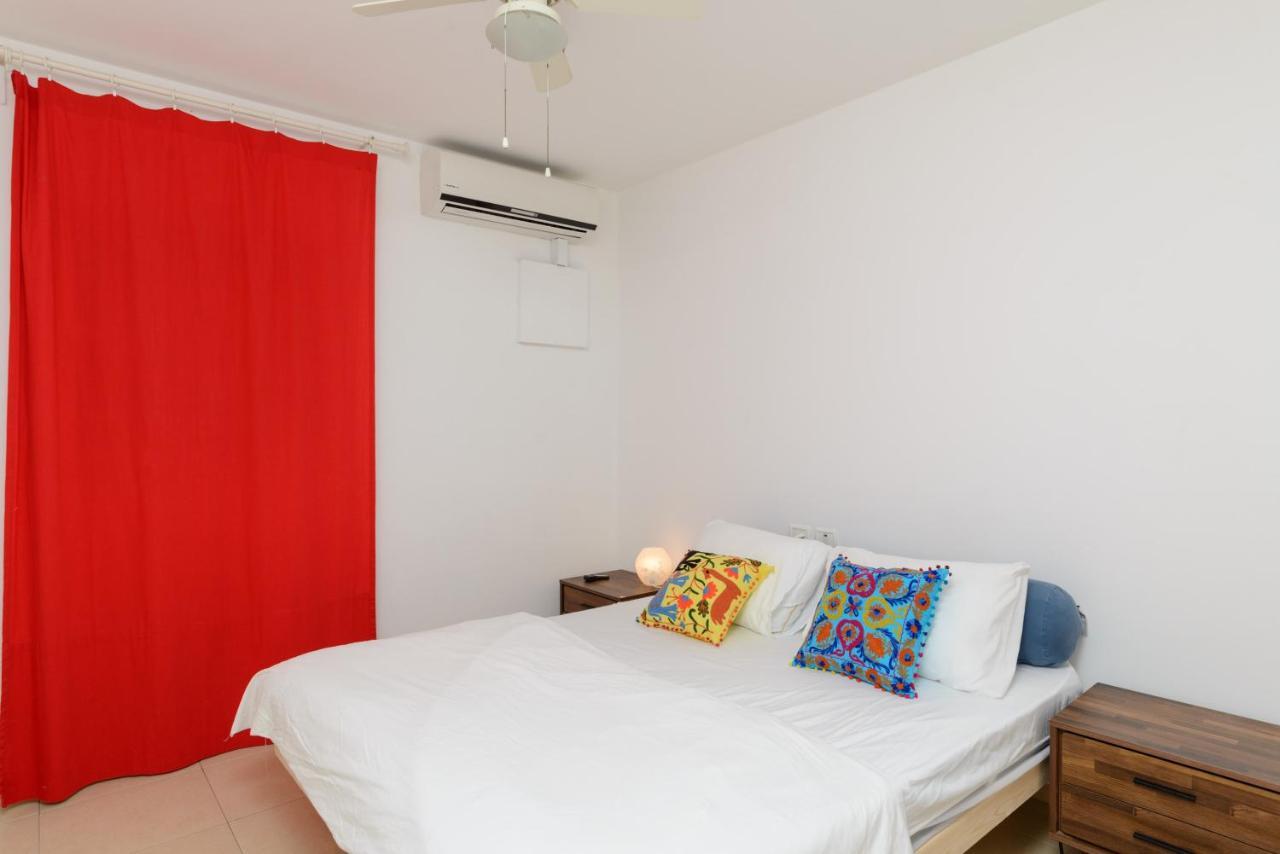 Lovely One Bedroom Few Steps From The Beach 内坦亚 外观 照片